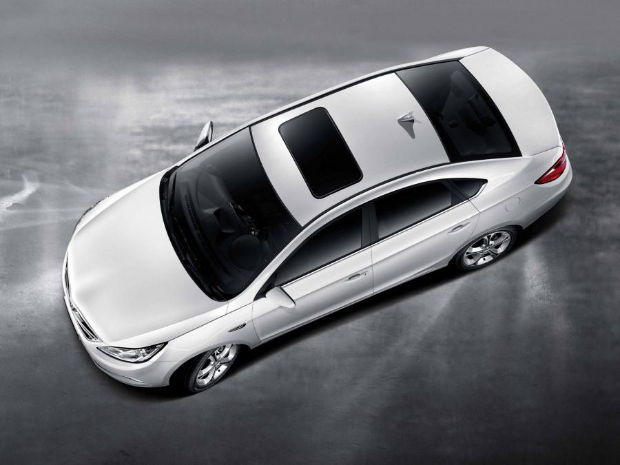  ChangAn Eado 2013 года  (фото 3 из 5)